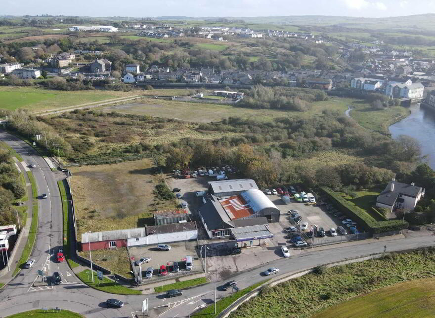 Bypass Road/Schull Road, Skibbereen, P81V598