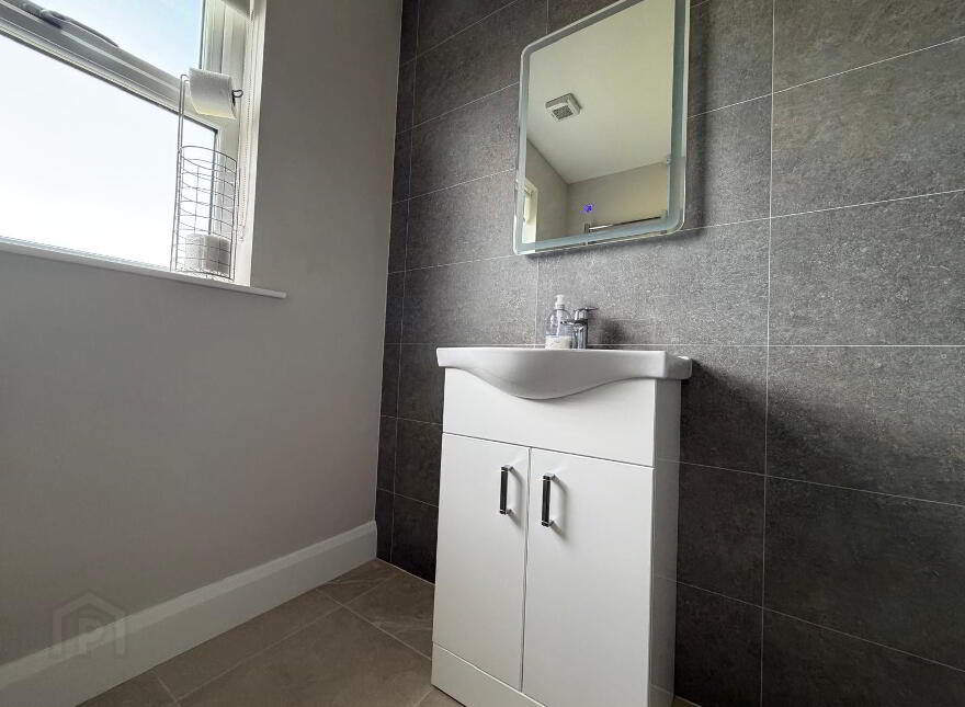 3 Lissadell Mews, Portstewart, BT55 7FD
