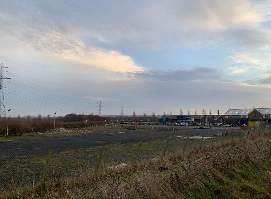 Prime Location Secure Yard, Hillhead Road, Toomebridge, BT41 3SF