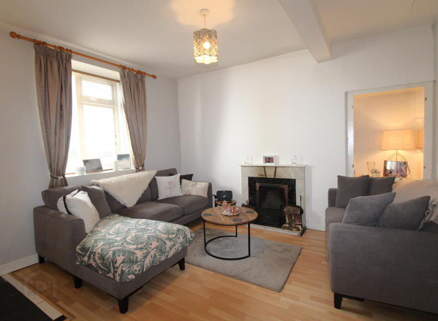 9 Main Street Upper, Cappoquin, Waterford