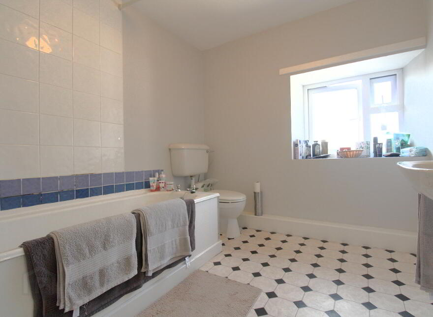 9 Main Street Upper, Cappoquin, Waterford
