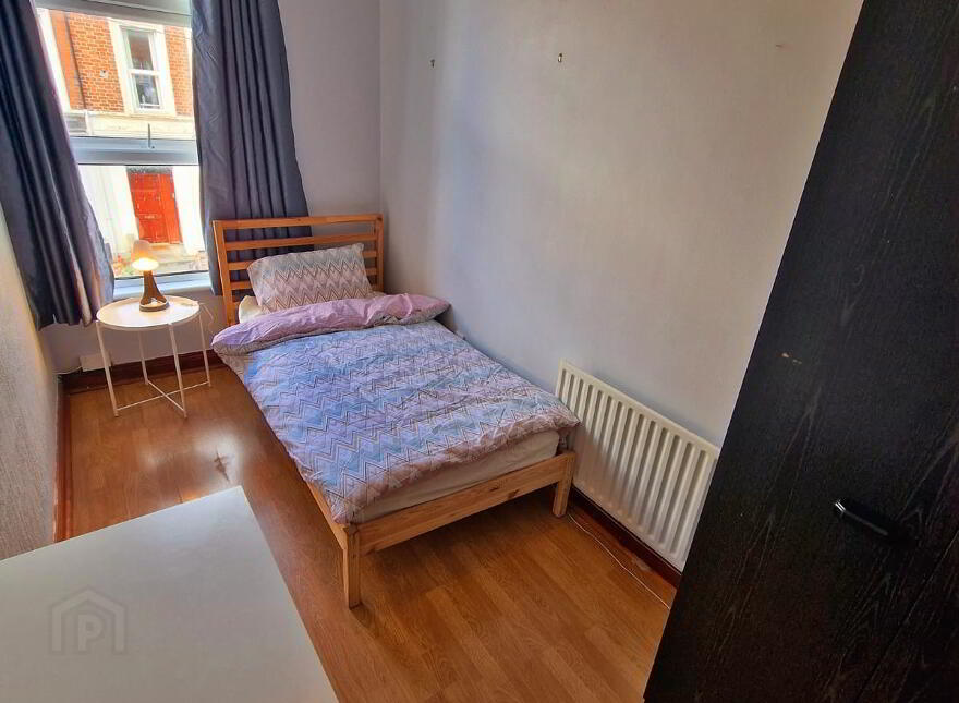 Apartment For Rent, 14 Lawrence St, Belfast, BT7 1LF