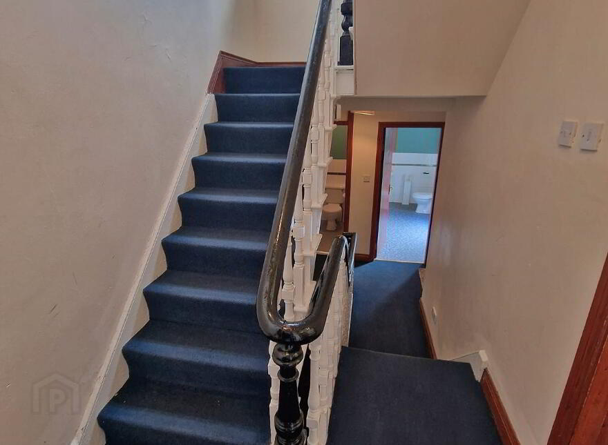Apartment For Rent, 14 Lawrence St, Belfast, BT7 1LF
