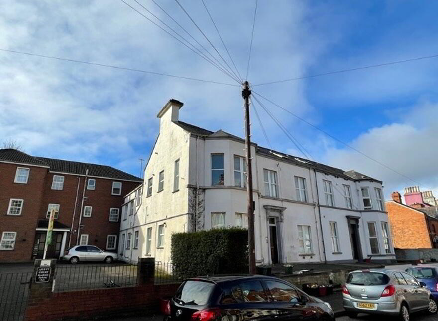 Flat 3-12 Ashley Avenue, Belfast, BT9 7BT photo
