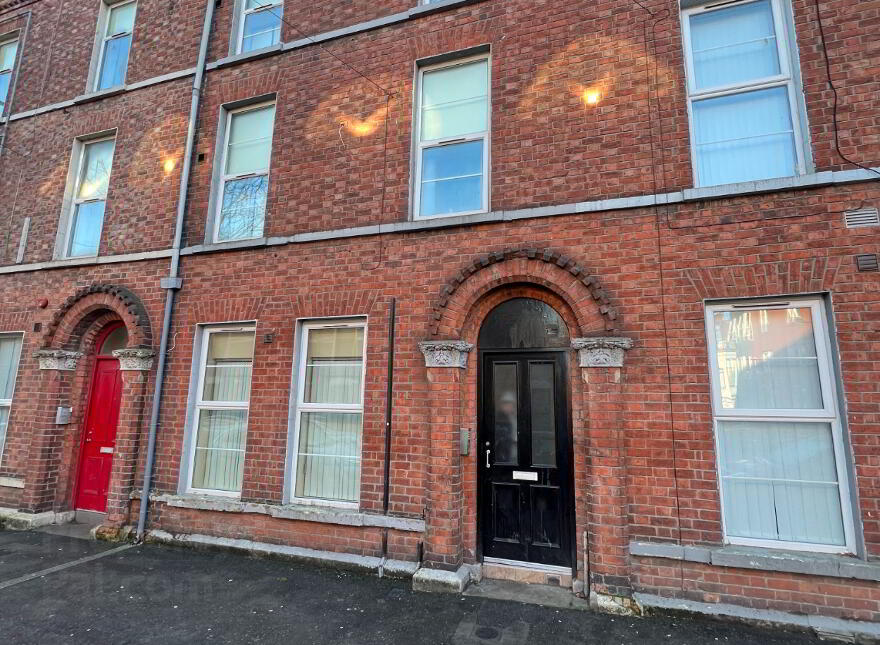 Unit 1, 82 Fitzroy Avenue, Belfast, BT7 1HX photo