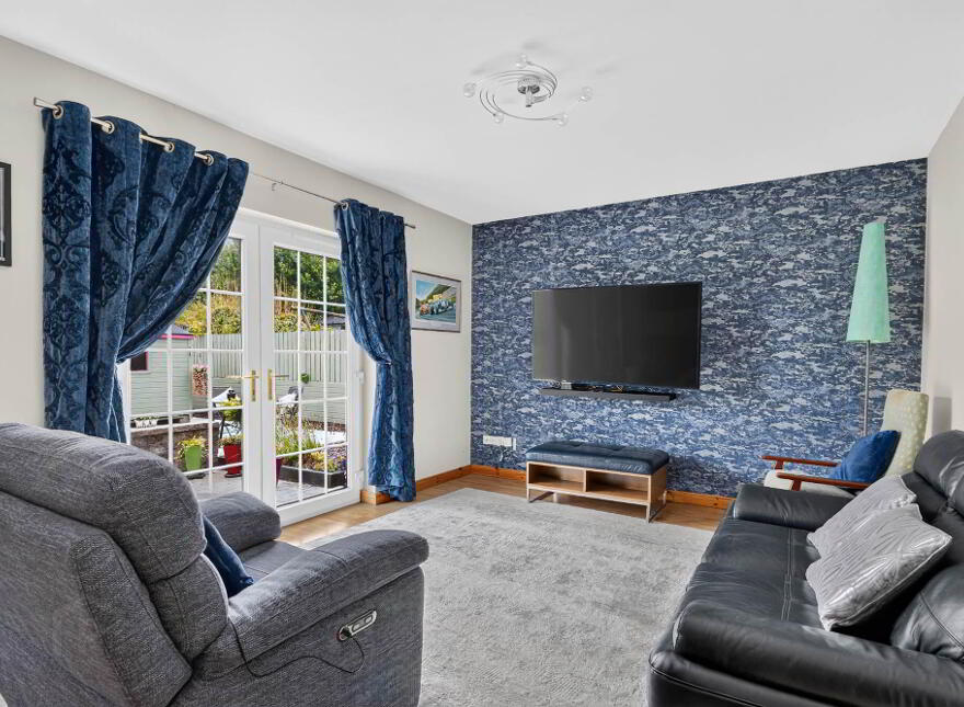 10 Villa Wood Road, Dromore, BT25 1LF