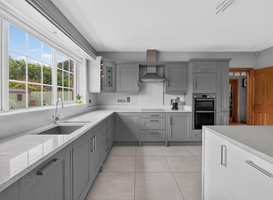 10 Villa Wood Road, Dromore, BT25 1LF