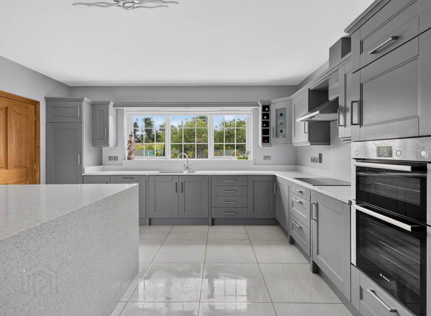 10 Villa Wood Road, Dromore, BT25 1LF