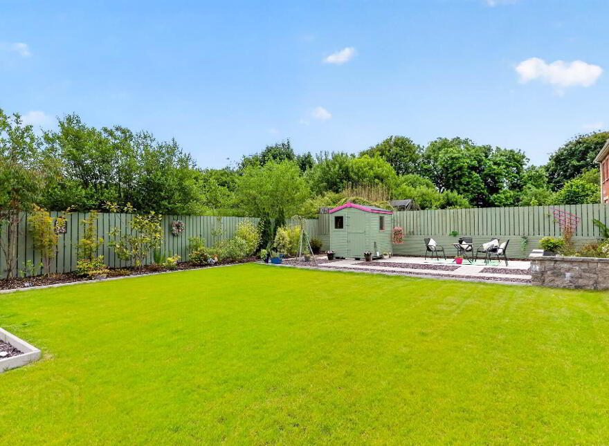 10 Villa Wood Road, Dromore, BT25 1LF