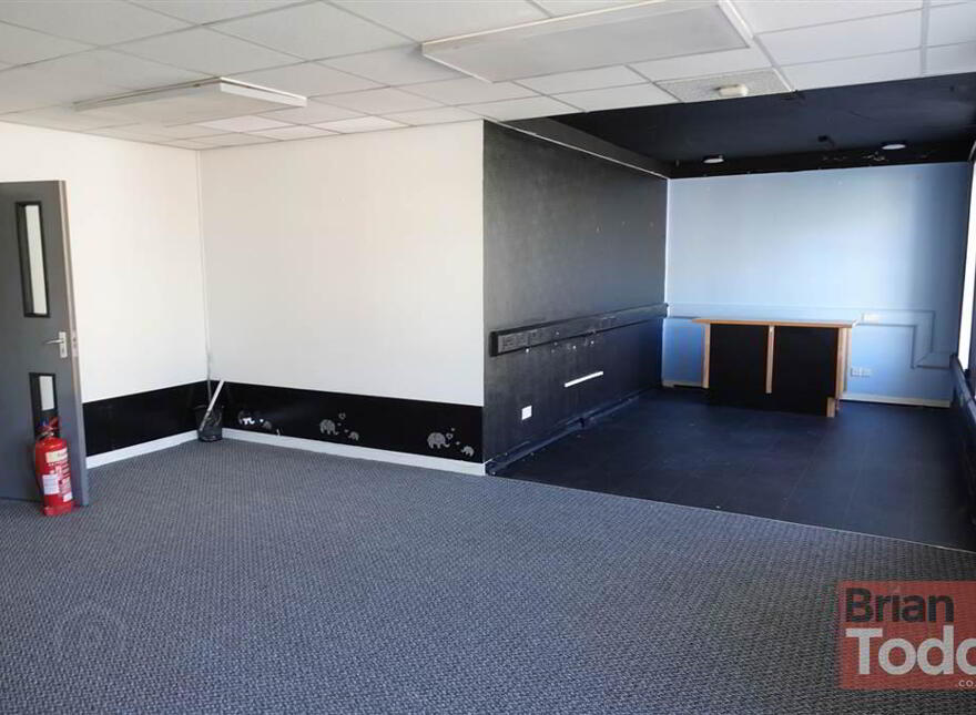 35a Point Street, Larne, BT40 1HU