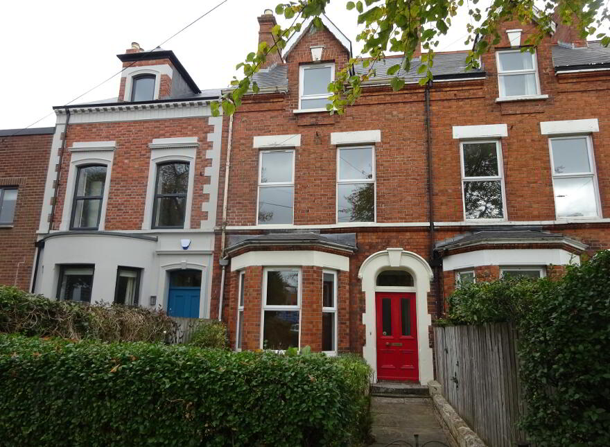 6 South Parade, Belfast, BT7 2GP photo