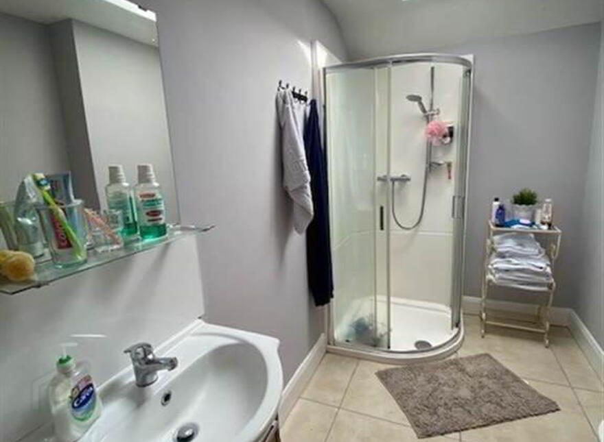 Flat 5, 118 Eglantine Avenue, Belfast, BT9 6EU