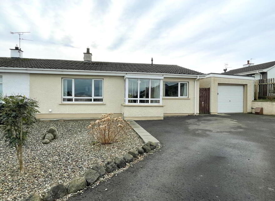 26 Seafield Park South photo