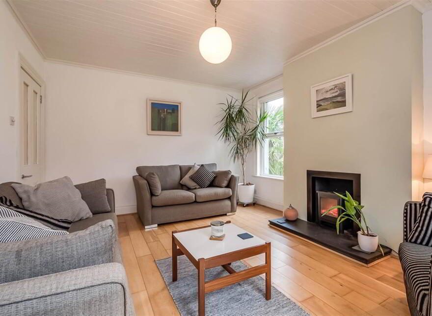 Parkdale, 45 Ballynahinch Road, Royal Hillsborough, BT26 6BB