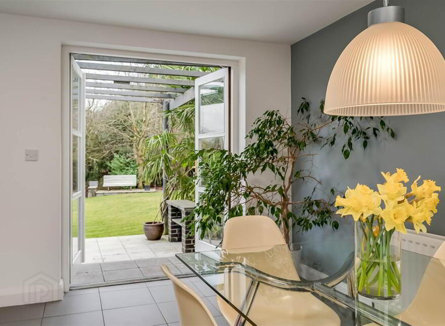 Parkdale, 45 Ballynahinch Road, Royal Hillsborough, BT26 6BB