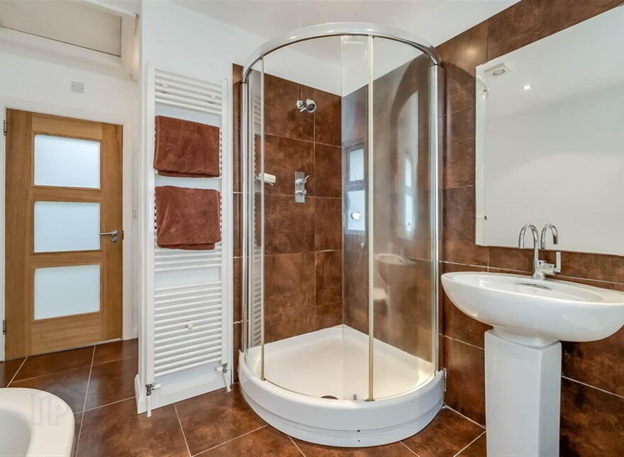 Parkdale, 45 Ballynahinch Road, Royal Hillsborough, BT26 6BB
