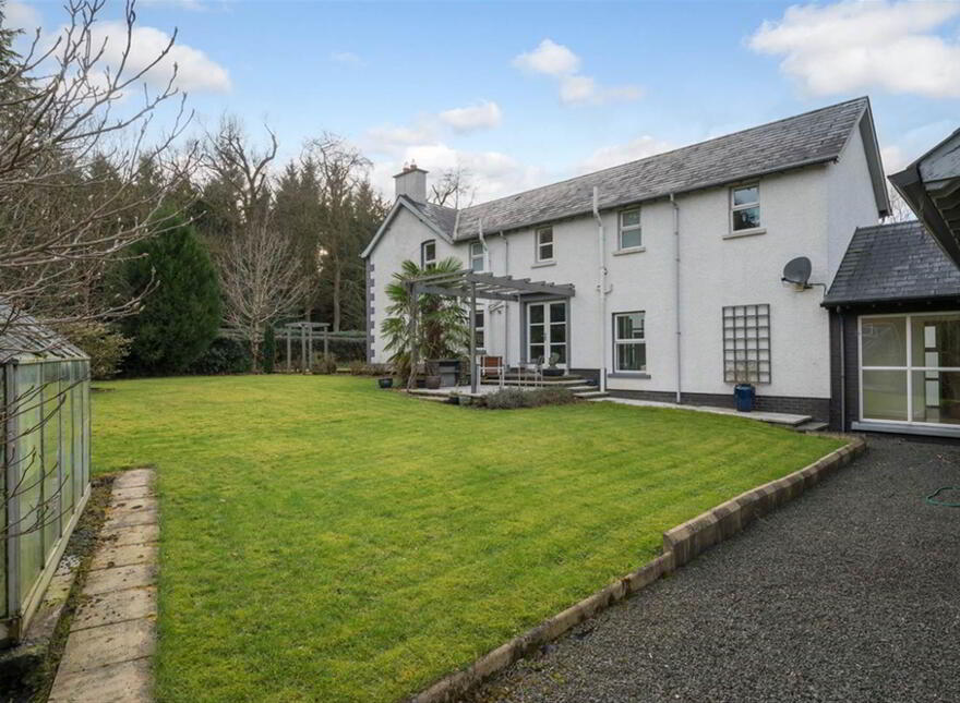 Parkdale, 45 Ballynahinch Road, Royal Hillsborough, BT26 6BB