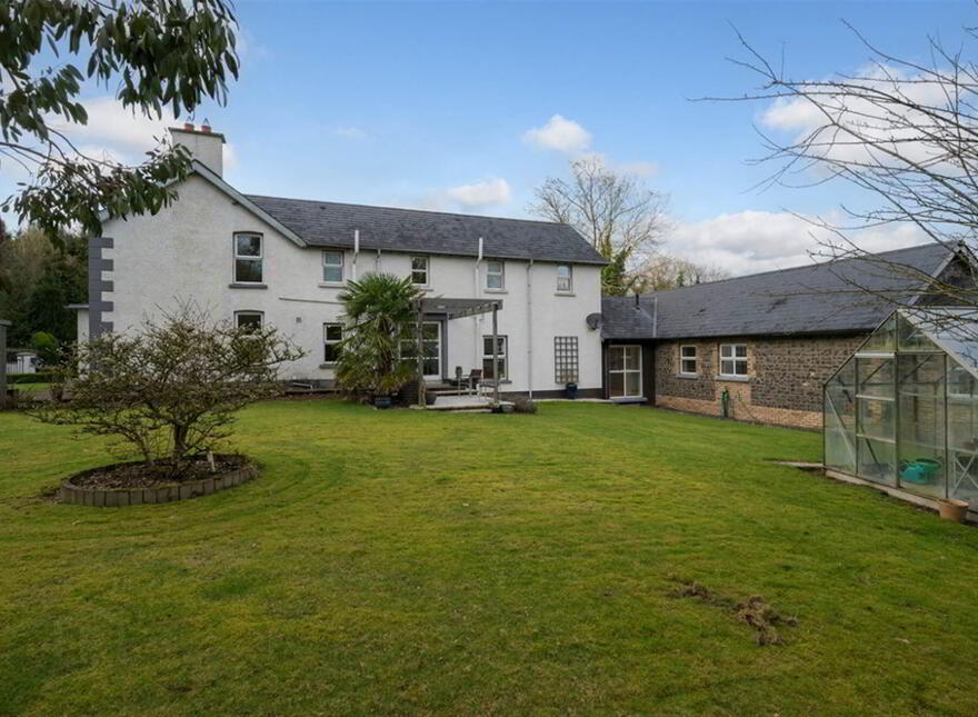 Parkdale, 45 Ballynahinch Road, Royal Hillsborough, BT26 6BB
