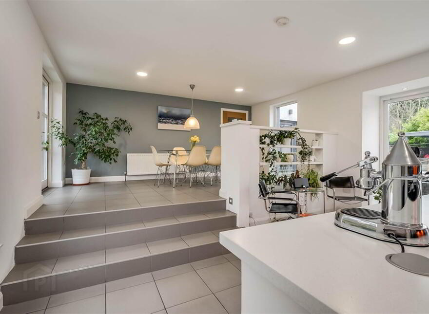 Parkdale, 45 Ballynahinch Road, Royal Hillsborough, BT26 6BB