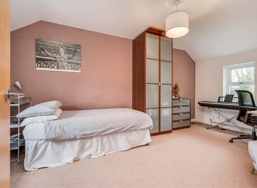 Parkdale, 45 Ballynahinch Road, Royal Hillsborough, BT26 6BB
