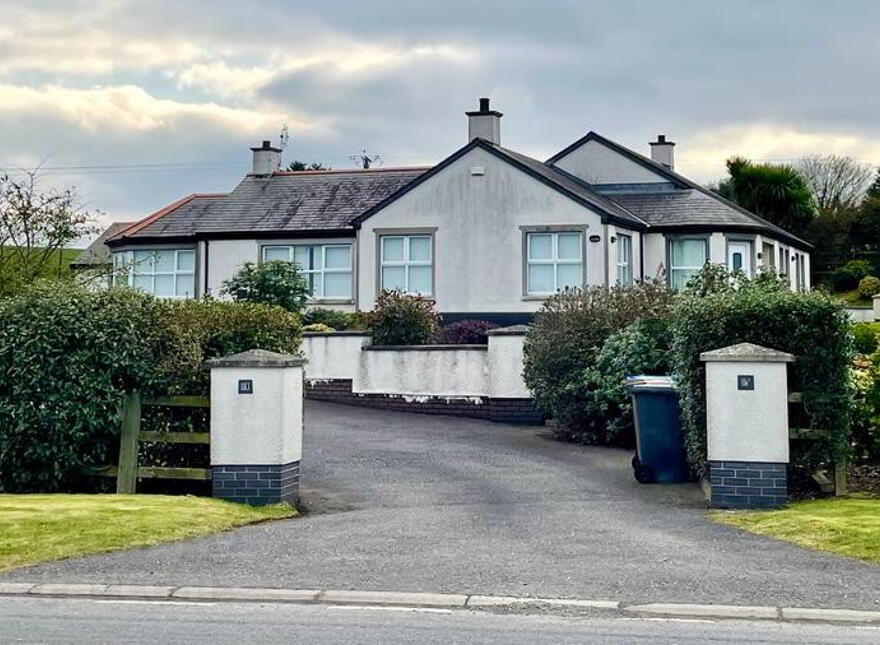 71 Donaghadee Road, Groomsport, Bangor, BT19 6LH photo