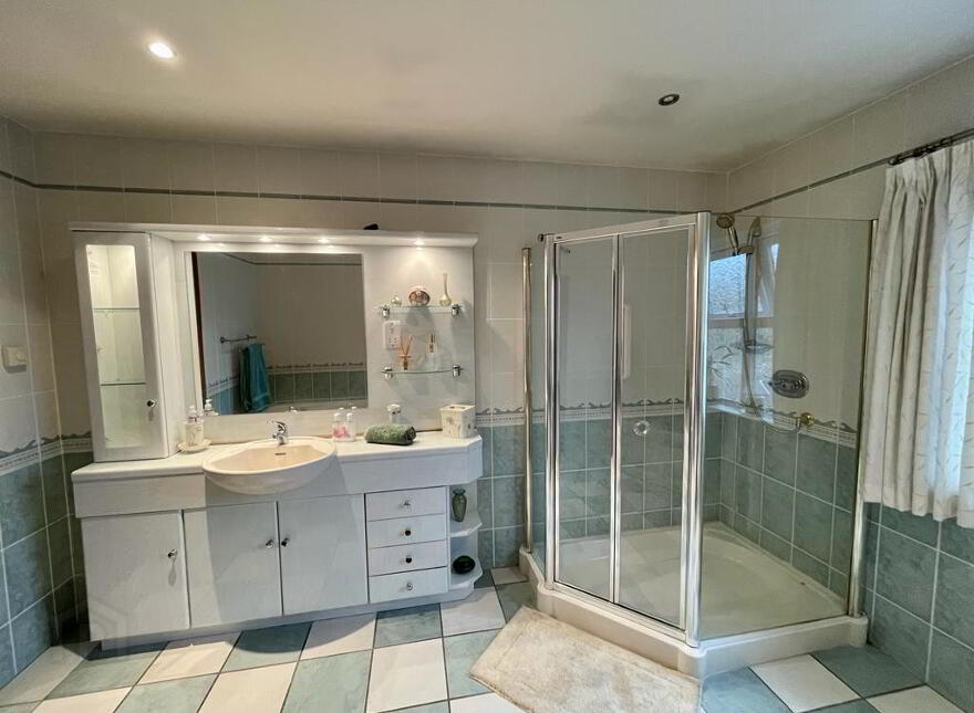 71 Donaghadee Road, Groomsport, Bangor, BT19 6LH