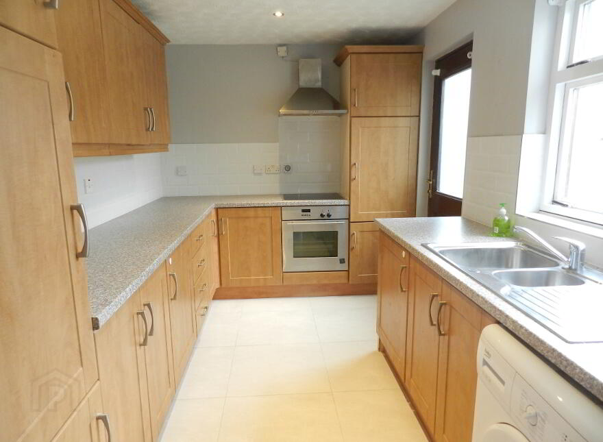 21 Balmoral Avenue, Racecourse Road, Derry, BT48 7TR
