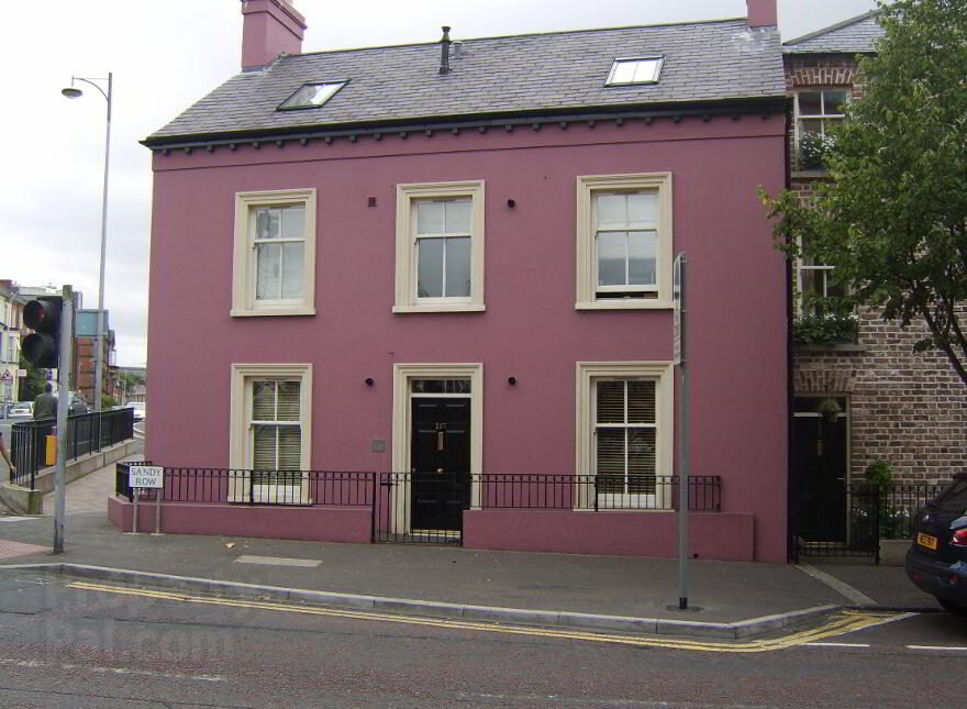 3 Malone Cottages, 207 Sandy Row, Belfast, BT12 5ED photo