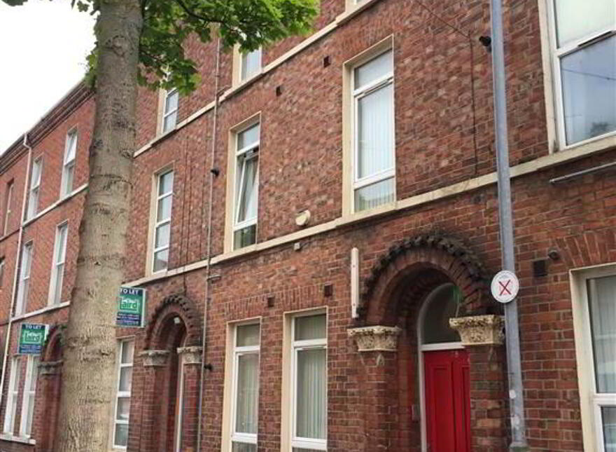 Flat 3, 78 Fitzroy Avenue, Belfast, BT7 1HX photo