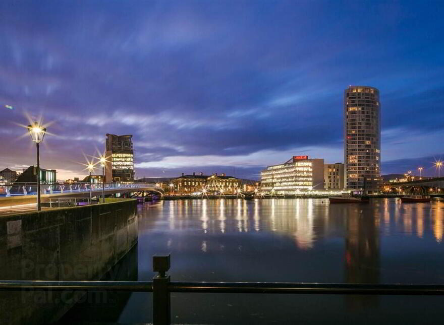 10-01 Obel Tower, 62 Donegall Quay photo