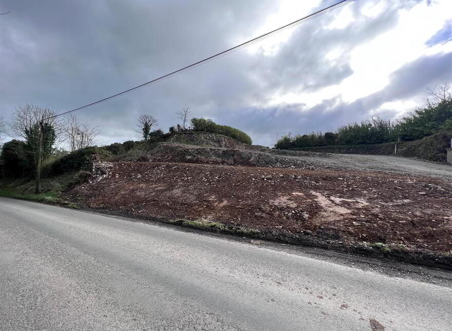 54 Creevytenant Road, Ballynahinch, BT24 8UJ