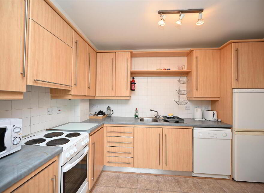 25 St. Georges Harbour, Belfast, BT1 3SG
