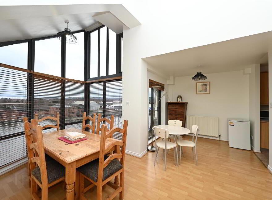 25 St. Georges Harbour, Belfast, BT1 3SG