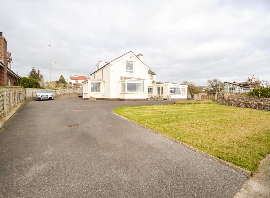 19 Shore Road, Greenisland, BT38 8UA photo