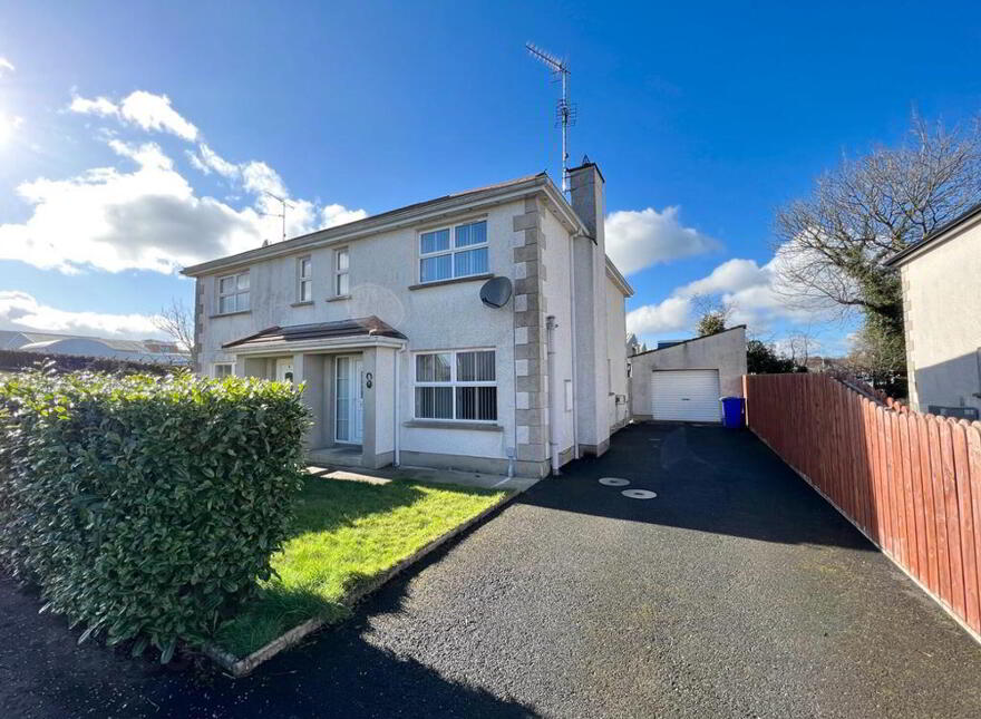 7 Laurelbrook photo