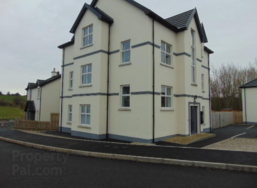 Apt, 58 Eagry Gardens, Bushmills, BT57 8AU photo