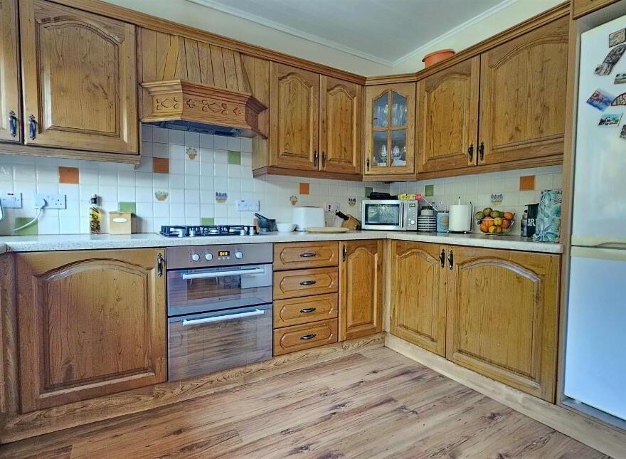 7 Alexander Gardens, Carrickfergus, BT38 7LT