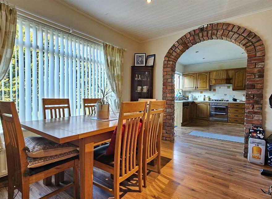 7 Alexander Gardens, Carrickfergus, BT38 7LT