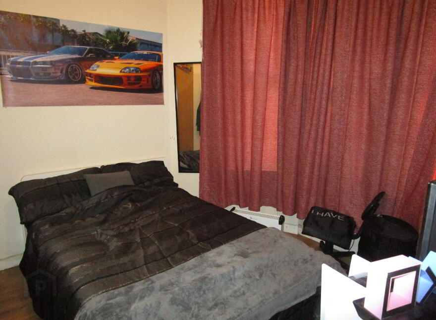 Sandymount Street, Stranmillis, Belfast, BT9 5DP