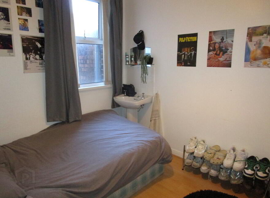 Sandymount Street, Stranmillis, Belfast, BT9 5DP