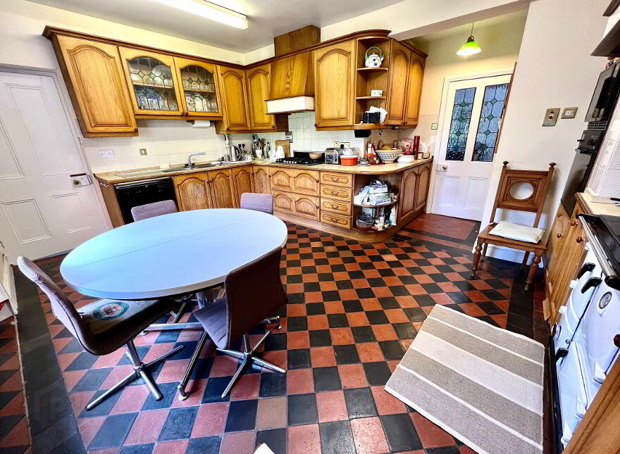 Hinton House, 1 Clooney Park West, Limavady Road, L'Derry, BT47 6LA