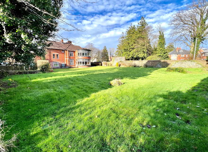 Hinton House, 1 Clooney Park West, Limavady Road, L'Derry, BT47 6LA