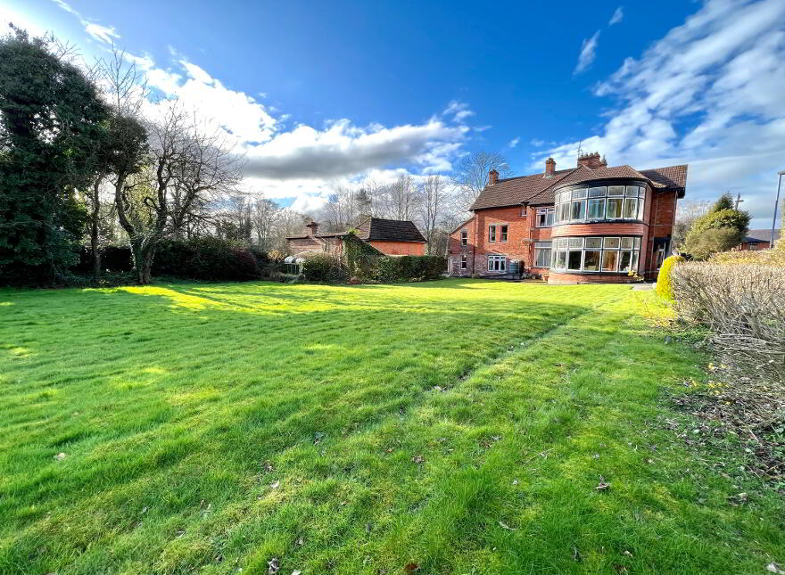 Hinton House, 1 Clooney Park West, Limavady Road, L'Derry, BT47 6LA