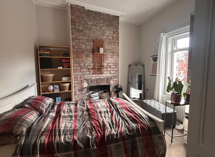 11 Haywood Avenue, Ormeau Road, Belfast, BT7 3EU