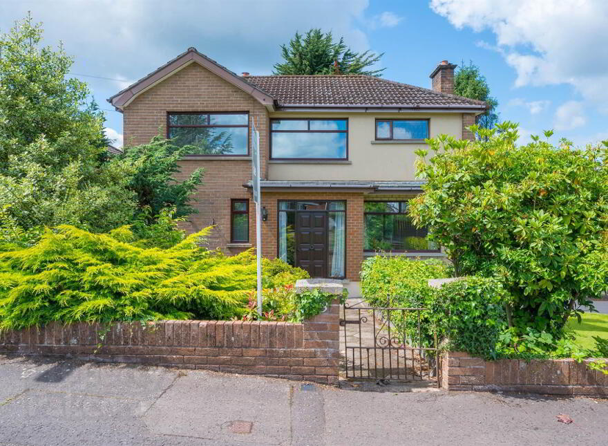 53 Malone Heights, Belfast, BT9 5PG photo