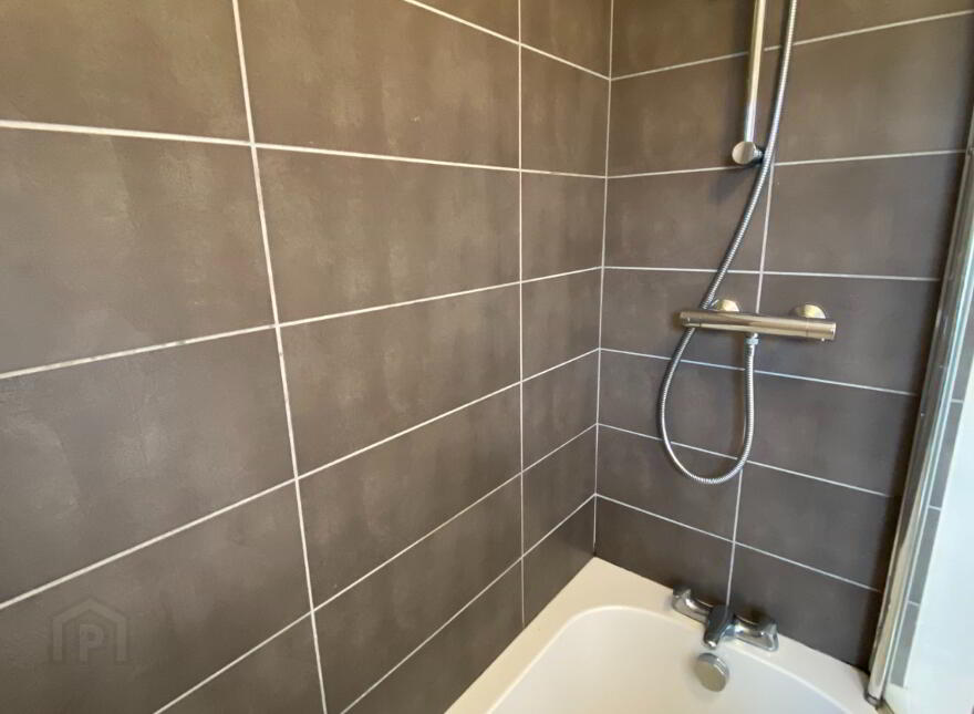1b Rocksfield View, Crossgar, BT30 9GG