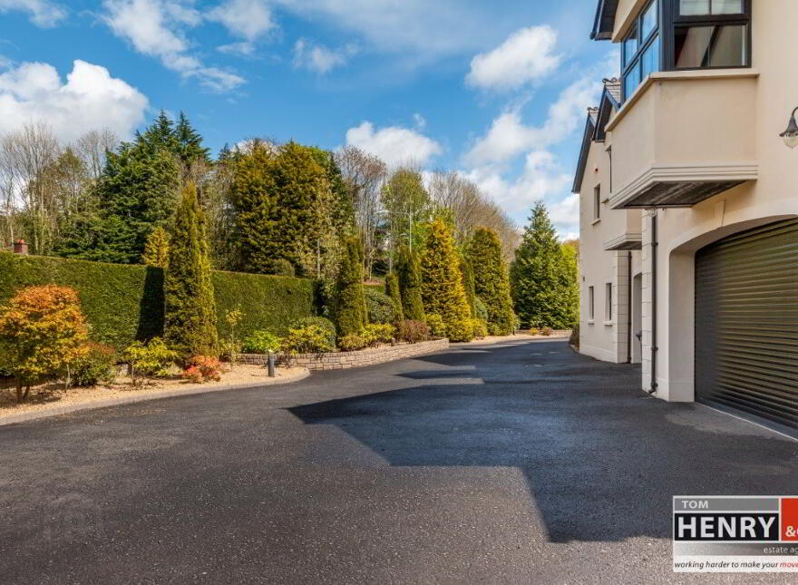 15 Bush Road, Dungannon, BT71 6QE
