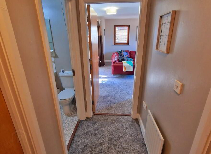 2 Bed Apt For Rent, 3c Heathlodge Square, Belfast, BT13 3WG