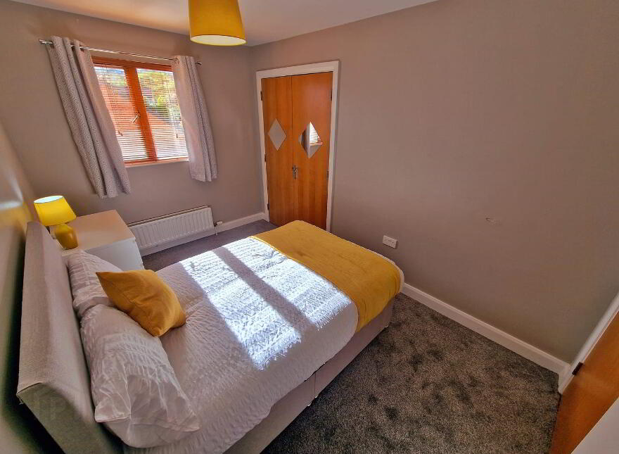 2 Bed Apt For Rent, 3c Heathlodge Square, Belfast, BT13 3WG