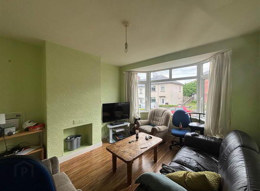 42 Stranmillis Gardens, Stranmillis, Belfast, BT9 5AT